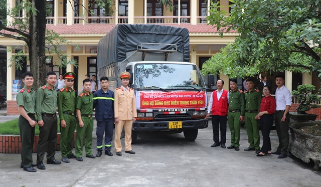 Hội Chữ hập đỏ huyện Phú Xuyên (Hà Nội): Hỗ trợ đồng bào miền Trung đợt 2